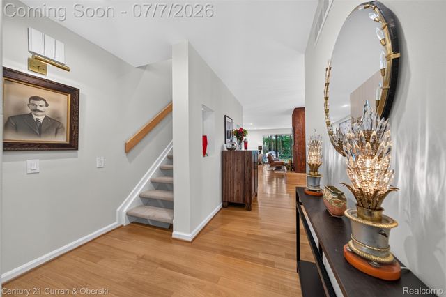 1148 Hillpointe Circle 74, Bloomfield Charter Township, MI 48304