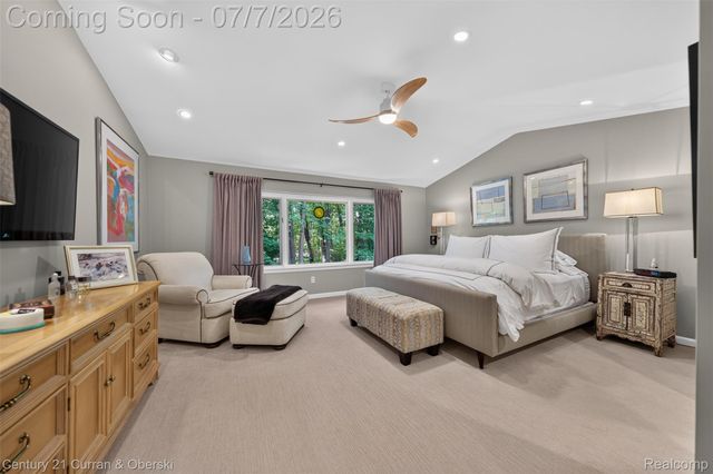 1148 Hillpointe Circle 74, Bloomfield Charter Township, MI 48304