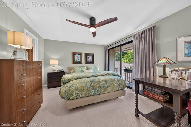 1148 Hillpointe Circle 74, Bloomfield Charter Township, MI 48304