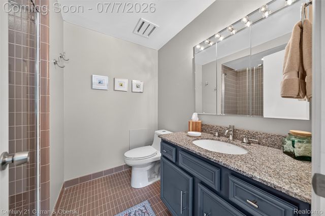 1148 Hillpointe Circle 74, Bloomfield Charter Township, MI 48304