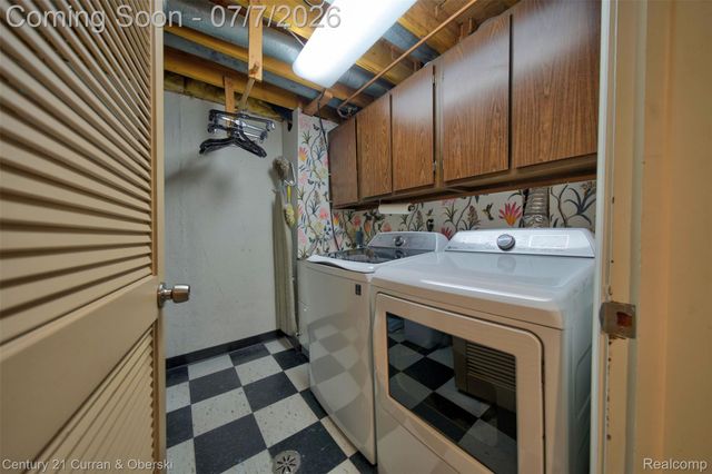 1148 Hillpointe Circle 74, Bloomfield Charter Township, MI 48304