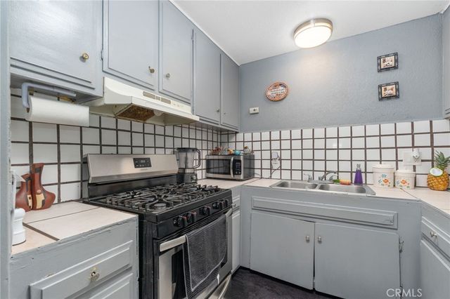 2166 W Alameda Avenue, Anaheim, CA 92801