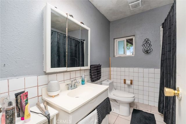 2166 W Alameda Avenue, Anaheim, CA 92801