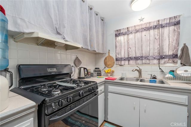 2166 W Alameda Avenue, Anaheim, CA 92801