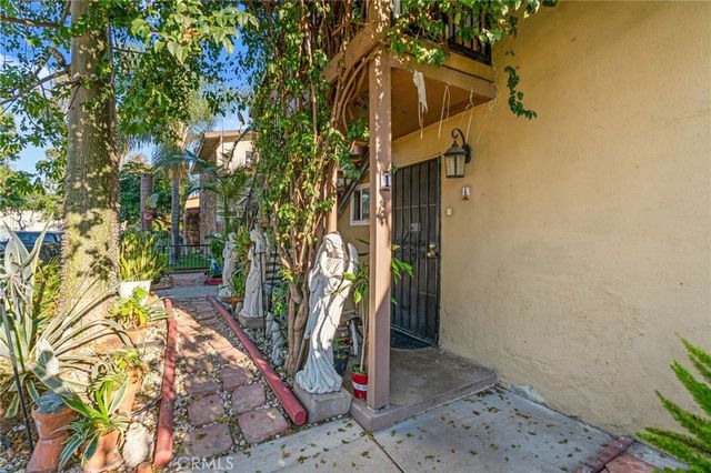 2166 W Alameda Avenue, Anaheim, CA 92801