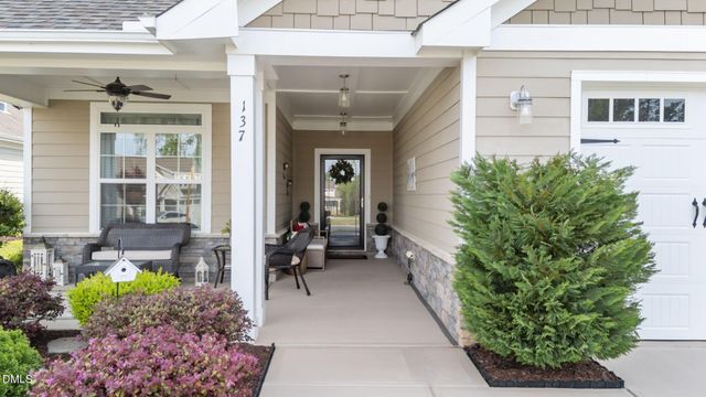 137 Balsam Lane, Clayton, NC 27527