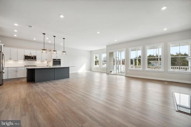 19 GOLDEN RAINTREE CT, Middletown, DE 19709