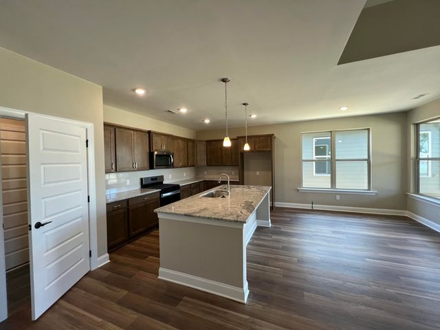 1557 Storyvale Lane, Hixson, TN 37343