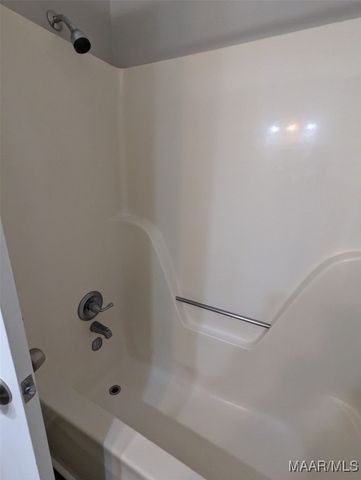 536 HOLLOW WOOD Road, Montgomery, AL 36109