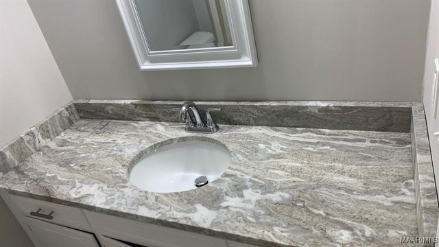 536 HOLLOW WOOD Road, Montgomery, AL 36109