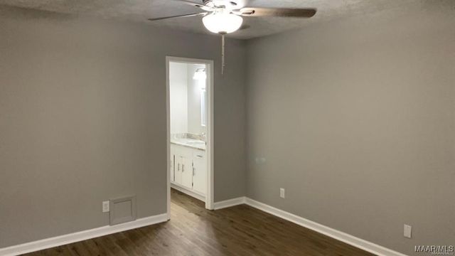 536 HOLLOW WOOD Road, Montgomery, AL 36109