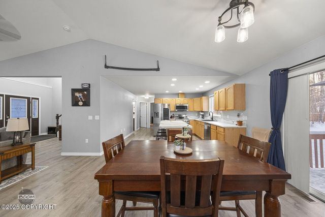 2195 W Carlsbad Place, Wasilla, AK 99654