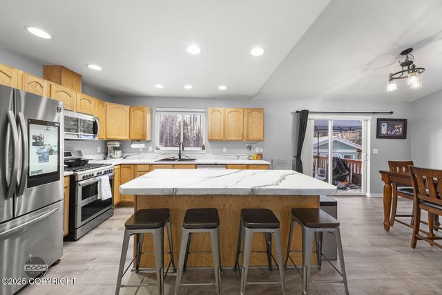 2195 W Carlsbad Place, Wasilla, AK 99654