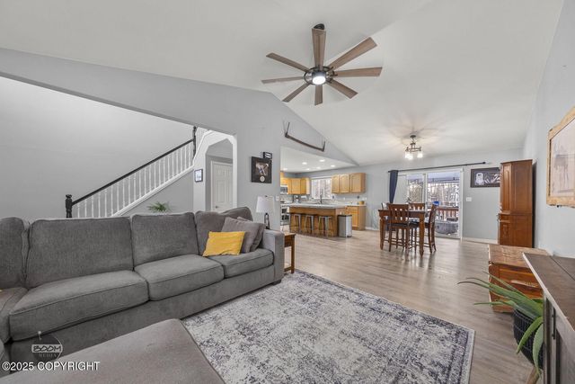 2195 W Carlsbad Place, Wasilla, AK 99654