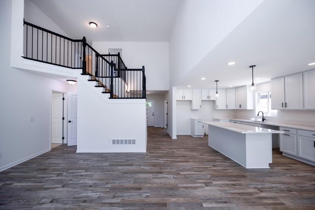 20209 Sunset Street, Livonia, MI 48152