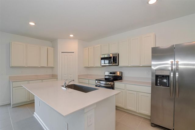 4025 OLD MILL ROAD, Haines City, FL 33844