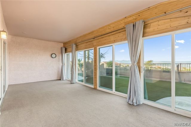 3017 Carefree Drive, Bullhead City, AZ 86442