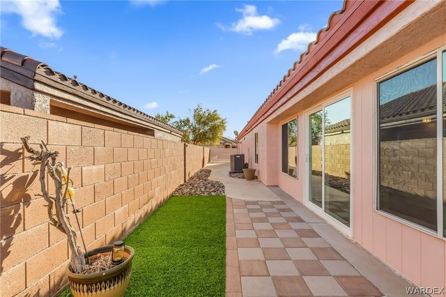 3017 Carefree Drive, Bullhead City, AZ 86442