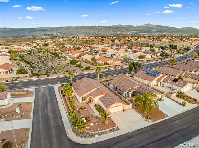 3017 Carefree Drive, Bullhead City, AZ 86442