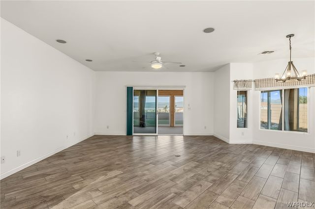 3017 Carefree Drive, Bullhead City, AZ 86442