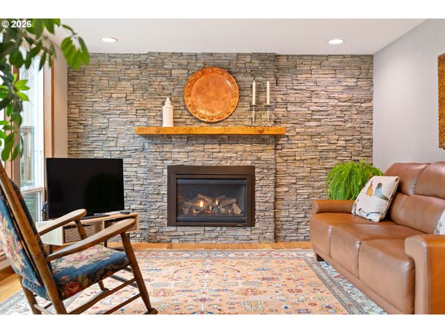 14653 Nw FORESTEL Loop, Beaverton, OR 97006