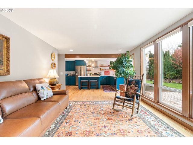 14653 Nw FORESTEL Loop, Beaverton, OR 97006