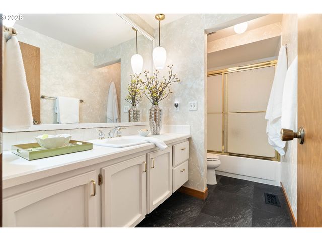 14653 Nw FORESTEL Loop, Beaverton, OR 97006