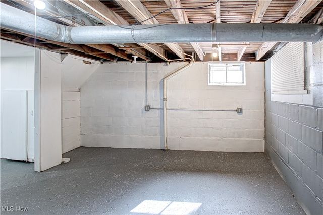 5208 Clement Avenue, Maple Heights, OH 44137