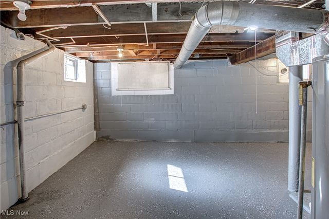 5208 Clement Avenue, Maple Heights, OH 44137