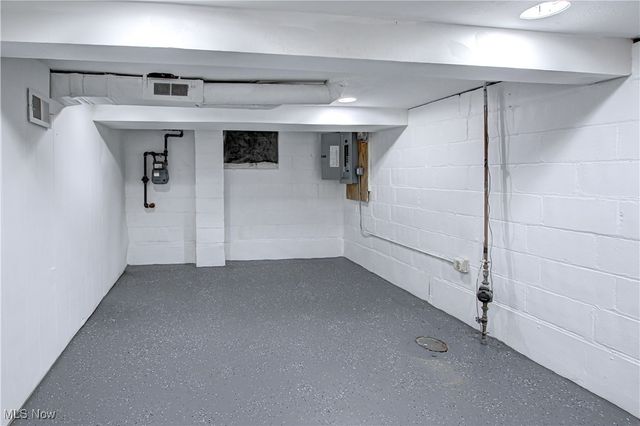 5208 Clement Avenue, Maple Heights, OH 44137