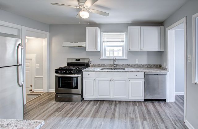 5208 Clement Avenue, Maple Heights, OH 44137