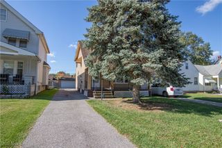 5208 Clement Avenue, Maple Heights, OH 44137