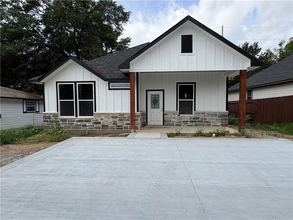 1403 Clark Street, Bryan, TX 77808 — photo 2