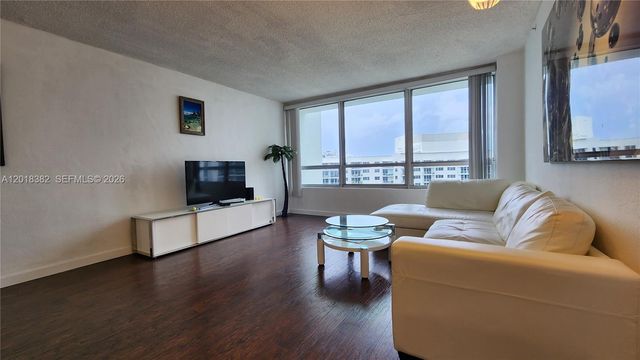 1500 Bay Rd 1550S, Miami Beach, FL 33139