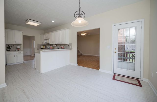 7011 Buffalo Dr, La Vergne, TN 37086