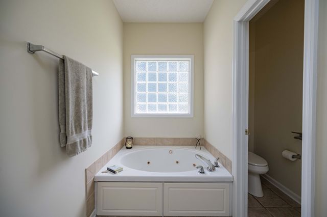 7011 Buffalo Dr, La Vergne, TN 37086