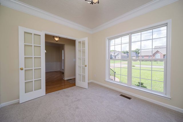 7011 Buffalo Dr, La Vergne, TN 37086