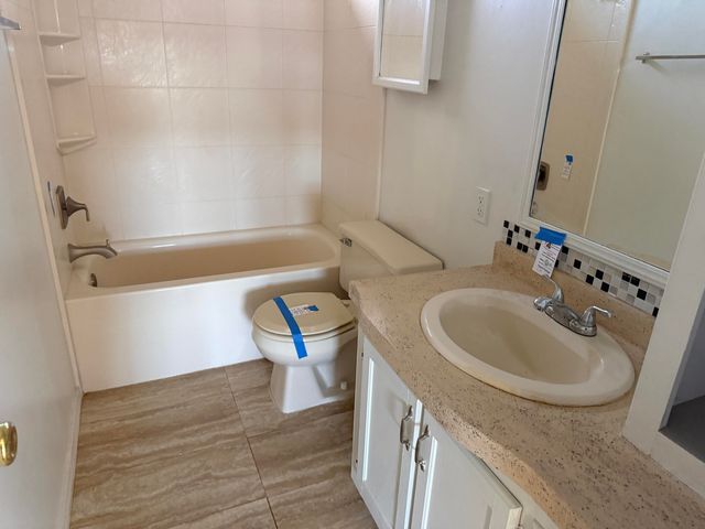 132 V-Hill Road, Edgewood, NM 87015