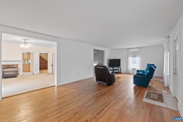 2037 N BOSTON RD, Troy, VA 22974