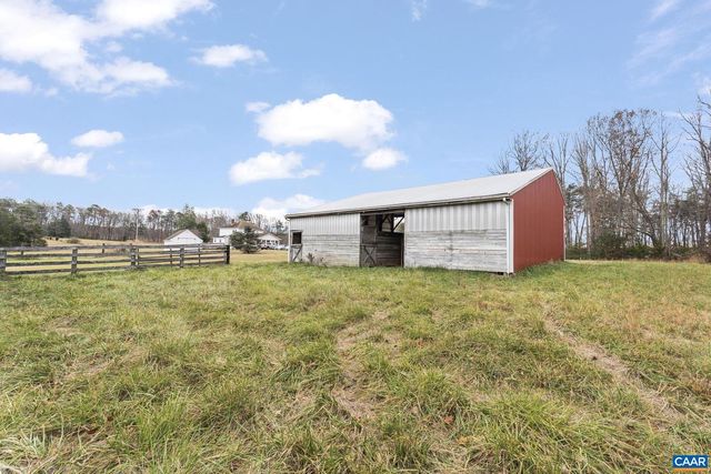 2037 N BOSTON RD, Troy, VA 22974