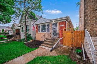 3903 N Neva Avenue, Chicago, IL 60634