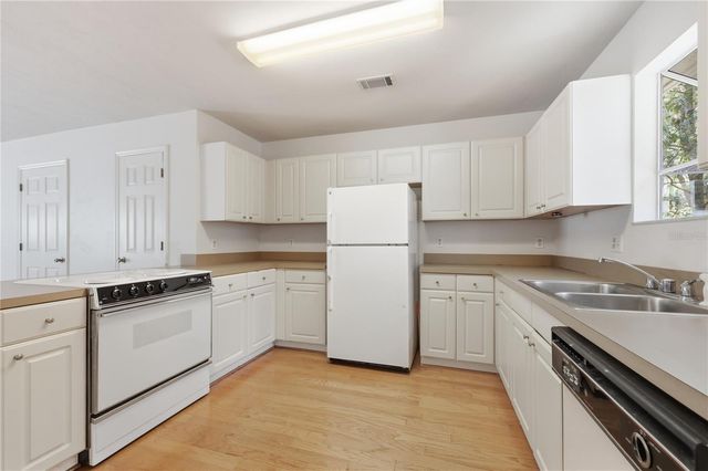 5254 SW 97TH DRIVE, Gainesville, FL 32608