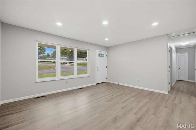 637 Norma Drive, St Charles, MO 63301