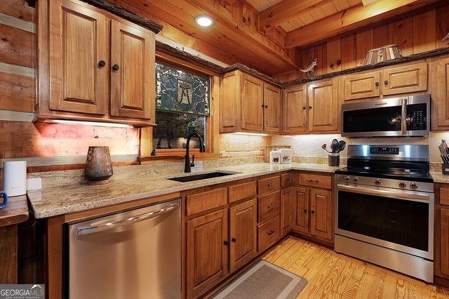 325 Whitewater Falls Trail, Ellijay, GA 30540