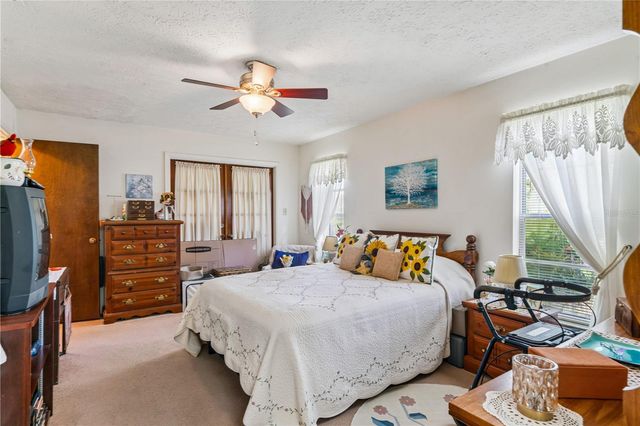 10739 DRUMMOND ROAD, Tampa, FL 33615