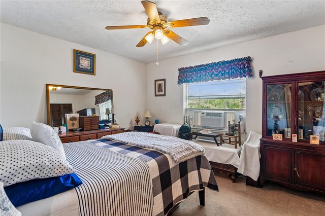 10739 DRUMMOND ROAD, Tampa, FL 33615