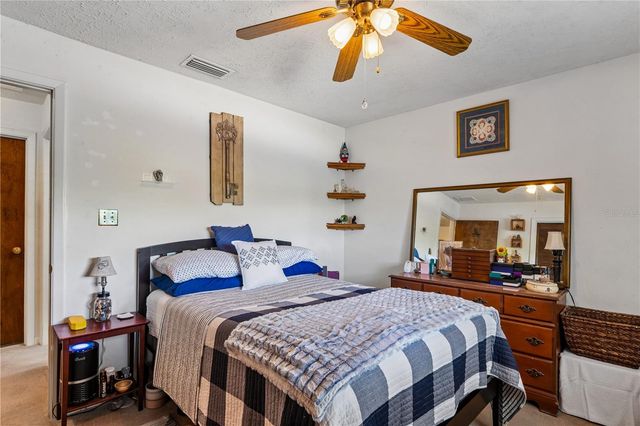 10739 DRUMMOND ROAD, Tampa, FL 33615