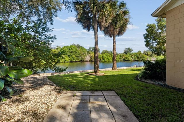 10739 DRUMMOND ROAD, Tampa, FL 33615