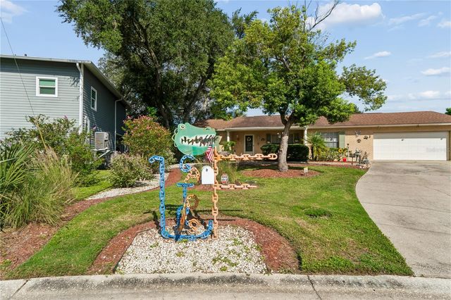 10739 DRUMMOND ROAD, Tampa, FL 33615