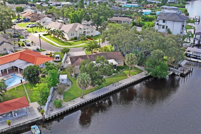 10739 DRUMMOND ROAD, Tampa, FL 33615